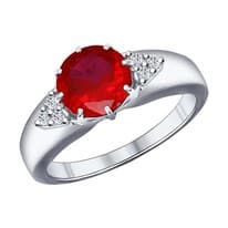 Кольцо из серебра с корундом рубиновым (синт.) и фианитами